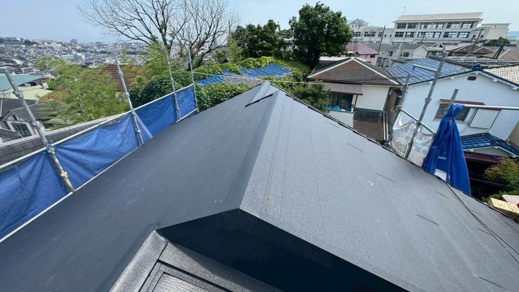 完成した大屋根全景